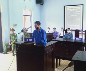Xin đểu 20 ngàn mua rượu, ma men lĩnh hơn 7 năm tù