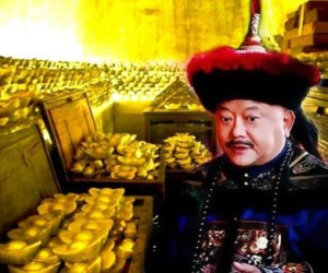 Mặc dù Hòa Thân tham lam tiền bạc, nhưng có ba loại tiền mà ông sẽ không tham khiến hậu thế phải suy ngẫm
