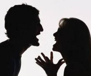 Chồng giấu chuyện 'bất lực' còn hay bạo hành khiến người vợ phải báo cảnh sát