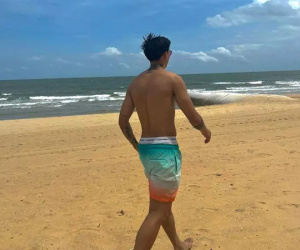 Đoàn Văn Hậu cởi đồ khoe 'ảnh nóng', body vạm vỡ gây mê người nhìn