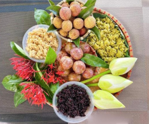 Mâm cúng Tết Đoan Ngọ 5/5: Tươm tất và đẹp mắt, mẹ đảm tự tay sắp xếp để tỏ lòng thành tâm
