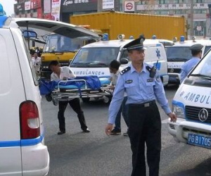Đang đông nghẹt khách, nhà hàng Trung Quốc phát nổ
