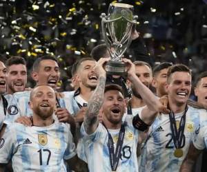 Messi giành danh hiệu thứ 40 trong sự nghiệp, vẫn xếp sau người đặc biệt này