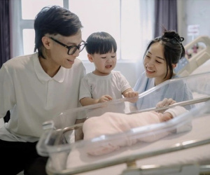 Con gái Minh Nhựa chia sẻ khoảng thời gian ở cữ 1 tháng, tiết lộ lý do công khai diện mạo nhóc tỳ sớm