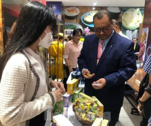 Giá chỉ 13.000 đồng/lít, Malaysia muốn xuất khẩu xăng sang Việt Nam