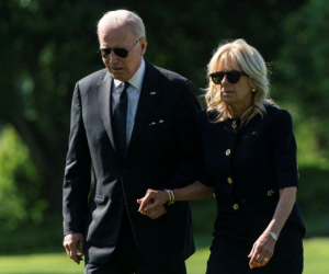 Vợ chồng Tổng thống Biden phải sơ tán khẩn do máy bay lạ vào vùng cấm