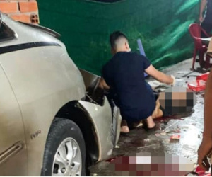 Kinh hoàng ôtô tông thương vong 3 người trong gia đình đang ngồi ăn ốc