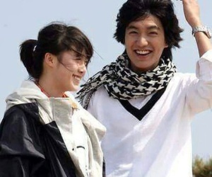 'Nàng Cỏ' Goo Hye Sun có động thái đáng ngờ sau tin đồn đang hẹn hò với 'chàng Xoăn' Lee Min Ho
