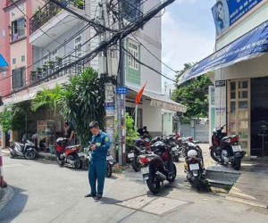 Bắt nghi phạm sát hại cha trong căn nhà ở Phú Nhuận