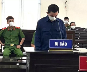 Bị từ chối đi nhậu ‘tăng 2’, thanh niên ở Bình Dương đâm bạn tử vong