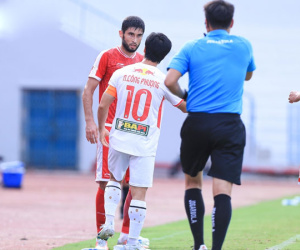 Công Phượng nổi nóng với ngoại binh của Viettel FC