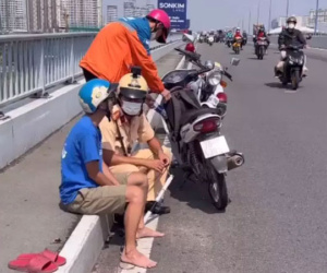 Lý do nam thanh niên thôi ý định nhảy cầu tự tử ở TP.HCM