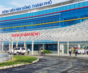 Bệnh viện Nhi Đồng tại TP.HCM nói gì về việc bé 2 tháng tuổi bị rơi từ tầng 5