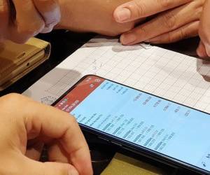 'Cháy tài khoản' vì đầu tư chứng khoán quốc tế