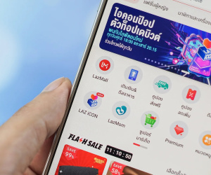 Influencer Thái Lan bị bắt vì tội khi quân khi ngồi xe lăn quay quảng cáo