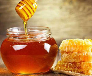 Uống mật ong rất tốt cho sức khỏe nhưng uống theo cách này chất bổ tan hết, độc như thạch tín