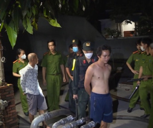 Bắt khẩn cấp giám đốc 'pha chế' hàng triệu lít xăng tại Bà Rịa- Vũng Tàu