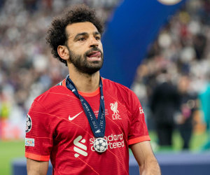Liverpool bán Mane, lời cảnh báo cho thái độ vùng vằng của Salah