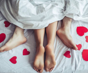 Vợ chồng ngủ riêng, chỉ khi 'yêu' mới chung giường thì có sao không?