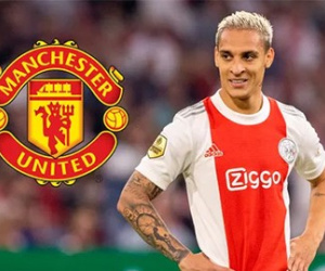 Antony đồng ý gia nhập Man United
