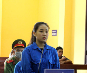 'Hotgirl' trả giá đắt vì làm liều