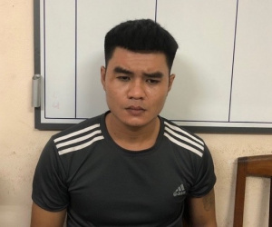 Người phụ nữ đứng tuổi bị thanh niên trẻ chặn đường cưỡng hiếp, cướp tài sản