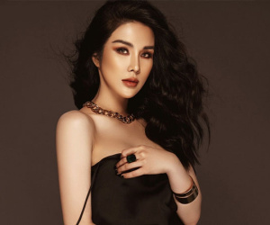 Diệp Lâm Anh bức xúc vì bị một nam shipper tỏ thái độ 'lồi lõm': 'Cứ tưởng có tiền là bắt người khác đứng đợi mình à'