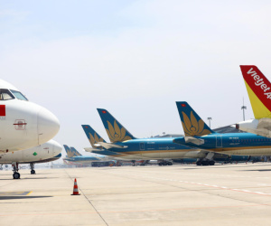 Bộ GTVT yêu cầu khắc phục tình trạng chậm huỷ chuyến bay