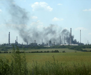Nga kiểm soát nhà máy lọc dầu Lysychansk, EU khẳng định luôn sát cánh bên Ukraine
