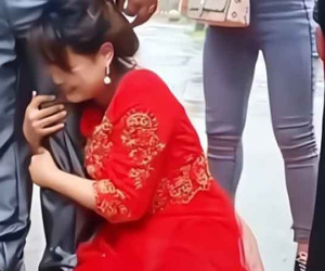 Mẹ vợ ép uống nước rửa chân mới cho rước dâu, chú rể sôi máu lập tức làm một việc mặc cho cô dâu khóc lóc cầu xin