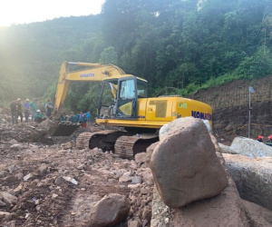 Hiện trường tan hoang vụ công nhân mắc kẹt trong đường hầm dài 200m ngập nước ở Điện Biên