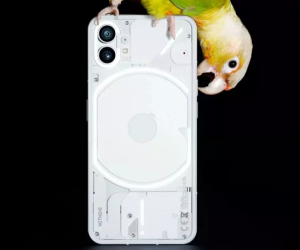 Nothing Phone (1) - tân binh thách thức iPhone?
