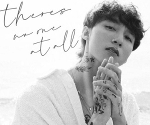 Sơn Tùng M-TP tung MV 'There's no one at all' mới đúng sinh nhật