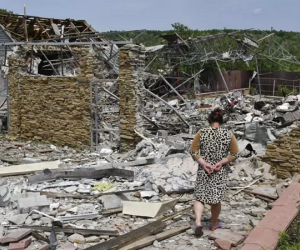 Lãnh đạo Anh-Ukraine điện đàm, giới chức Donetsk kêu gọi sơ tán dân khẩn cấp