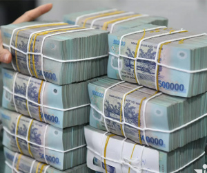Sáu tháng có 1 triệu tỷ vào kho: Kinh tế khó khăn, ngân sách thặng dư