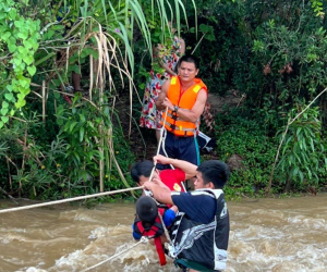 Cứu 6 người mắc kẹt do nước suối dâng cao tại Đà Nẵng