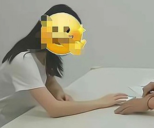 Say rượu ngỡ tưởng chồng muốn 'ân ái', người phụ nữ 'chết điếng' khi choàng tỉnh dậy