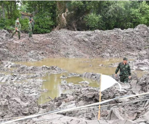 Phát hiện xác máy bay Mỹ cùng dù phi công dưới ao nuôi tôm