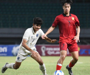 CĐV Thái Lan: 'Đá thua Lào còn gì mơ World Cup, giải tán đi là vừa'