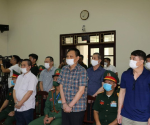 Cựu đại tá quân đội vụ nhận hối lộ của trùm buôn lậu tố bị ép cung
