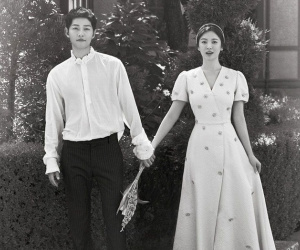 Cuộc sống của Song Joong Ki và Song Hye Kyo ra sao sau 3 năm ly hôn?