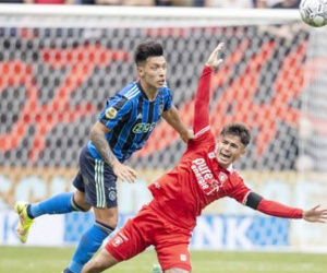 Lisandro Martinez gia nhập MU: Trung vệ 'lùn' có thể thành công ở Anh