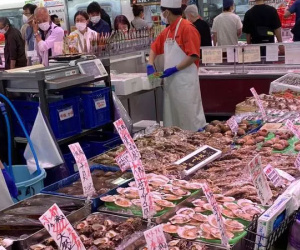 Sức nóng kép ở xứ sở mặt trời Nhật Bản