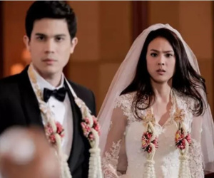 Thêm 5 triệu vào lễ đen cho nhà trai đẹp mặt, bố chồng gõ cửa đòi tiền