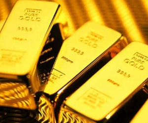 Giá vàng giảm thấp nhất trong 3 tháng qua