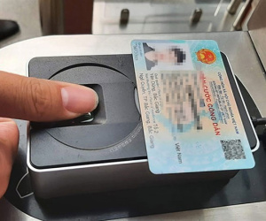 Có tài khoản định danh điện tử, căn cước công dân 'bỏ tủ cất đi'
