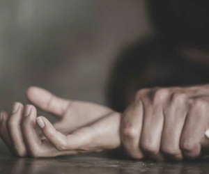 Cho bạn nam cùng lớp ngủ nhờ, cô nàng cả tin trải qua một đêm kinh hoàng