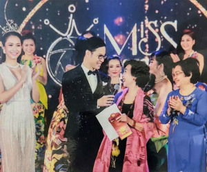 'Bà trùm' giám khảo tiết lộ chuyện đo đạc vóc dáng thí sinh hoa hậu