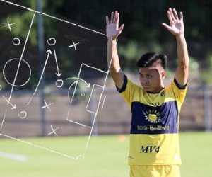 Quang Hải sáng cửa đá chính cho Pau FC