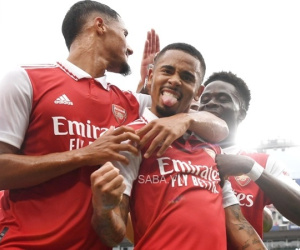 Arsenal hủy diệt Chelsea để giành Florida Cup